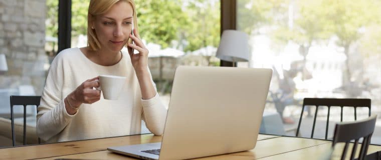 Lavoratrice in smart working