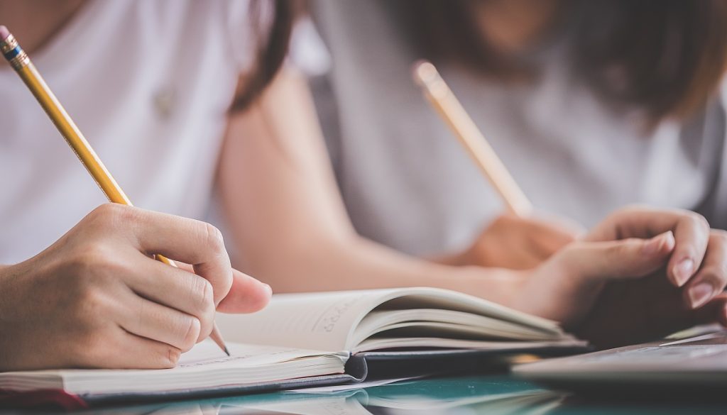 Dossier Scuola 2025 INAIL sulla sicurezza e prevenzione nelle scuole italiane.