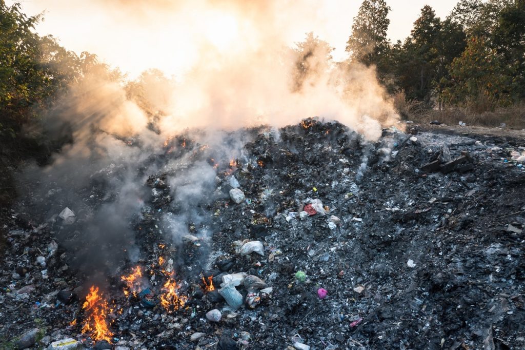 Discariche_incendi_rifiuti