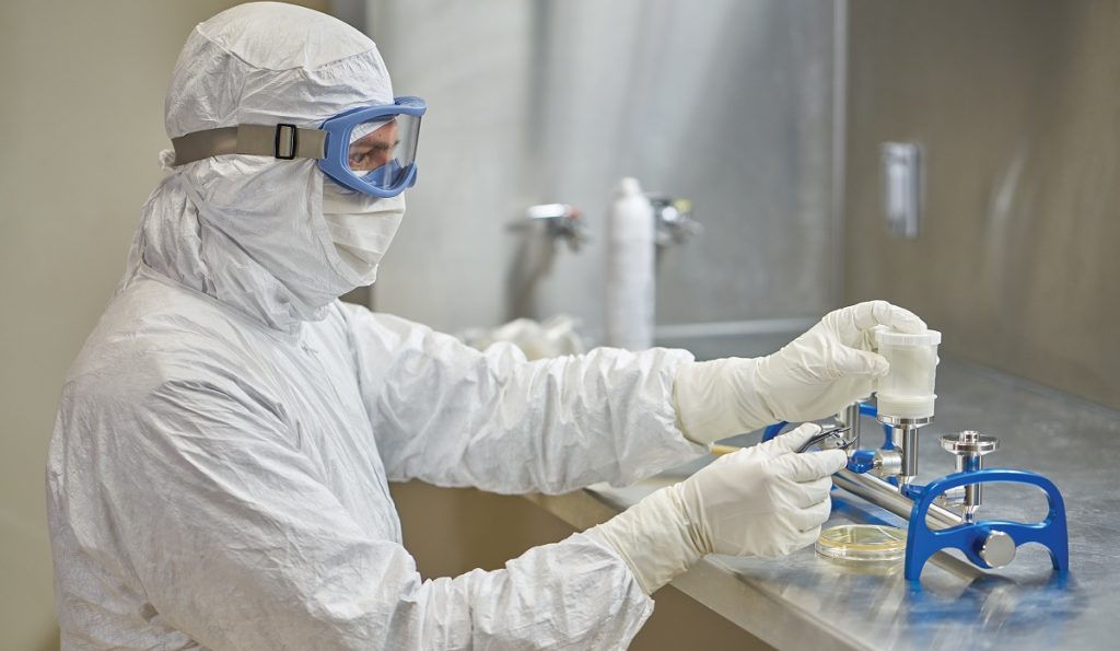 guida Dupont per ridurre l'impatto ambientale e le emissioni di CO2 associate alla scelta, all'uso e allo smaltimento dei DPI