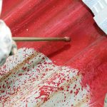 Operatori con DPI durante lavori di rimozione amianto secondo le nuove norme europee