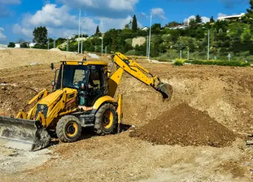 Intervento di messa in sicurezza permanente in area con rifiuti contenenti amianto