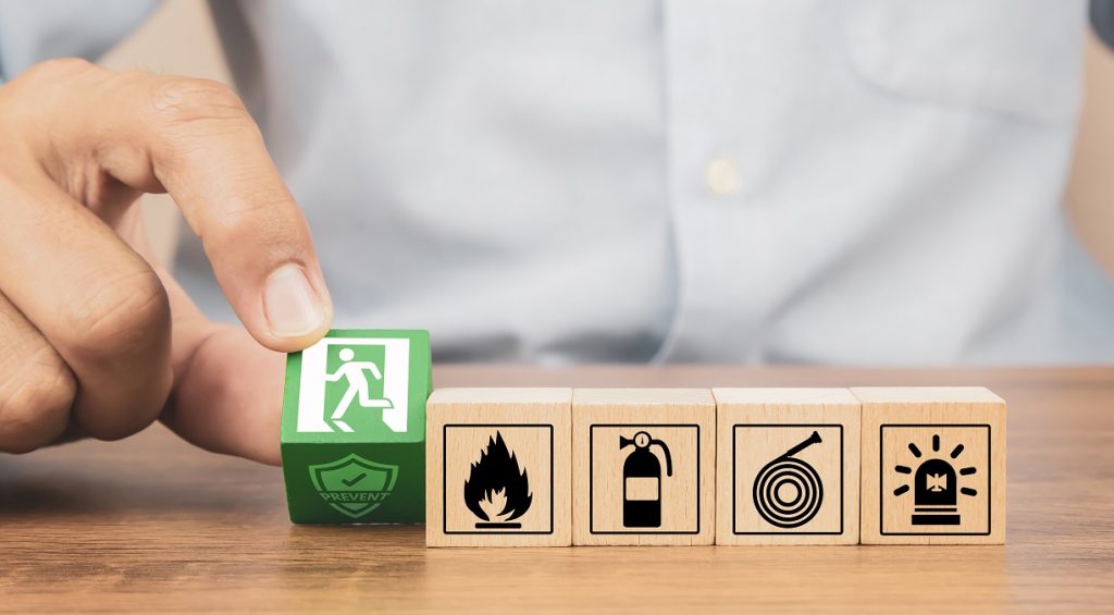 La figura del Coordinatore delle emergenze Dlgs 81/08, guida l’evacuazione in azienda secondo il Piano di Emergenza ed Evacuazione.