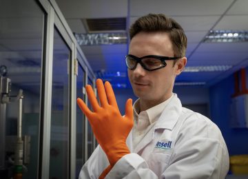 Ansell TouchNTuff 93-800: guanto monouso resistente all'acetone