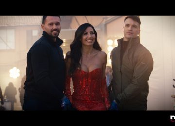 Elisabetta Gregoraci indossa il giubbino Flexpack Rossini 1969 - Campagna TV 2026