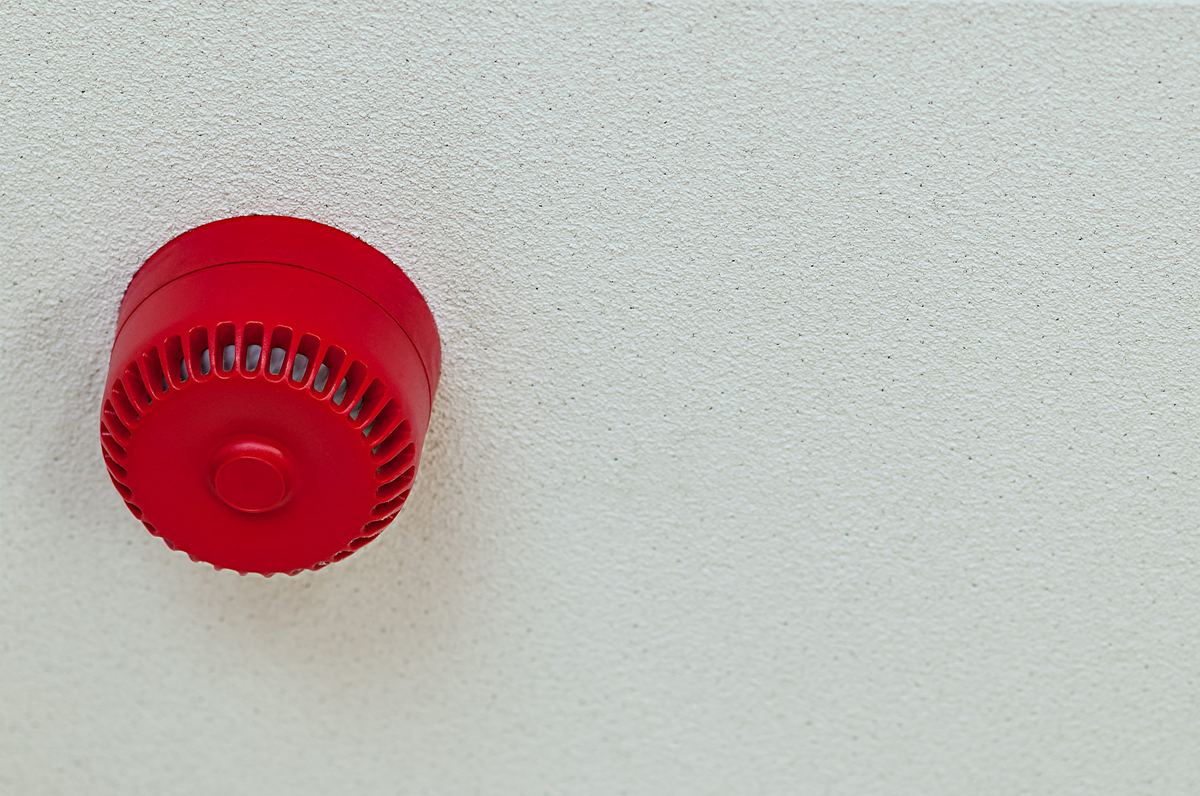 Impianti di rivelazione e allarme incendio: tecnologia e scelte strategiche