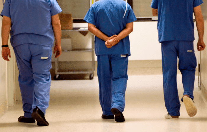 Operatori sanitari: più tutela dagli atti di violenza sui luoghi di lavoro - il DL 34/2023 inasprisce le pene