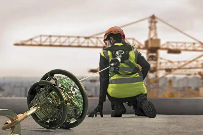 Linee Vita Autoretrattili Serie V-EDGE™ di MSA Safety: protezione anticaduta per lavoro sui bordi